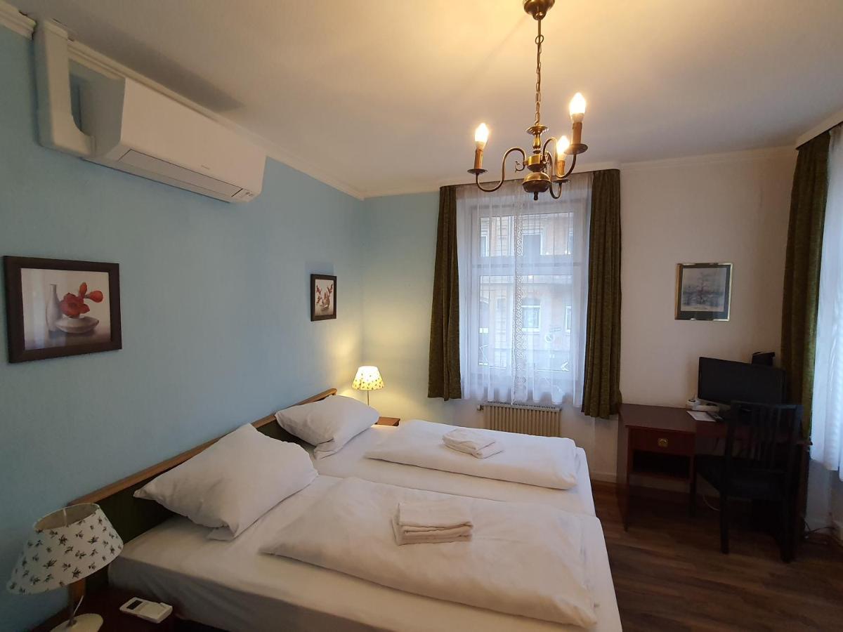 Hotel Pension Graf Konstanz Ngoại thất bức ảnh